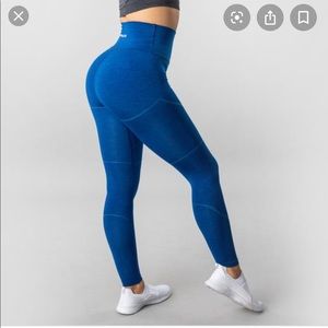 [SOLD] Alphalete OG Revival Leggings Sonic Blue